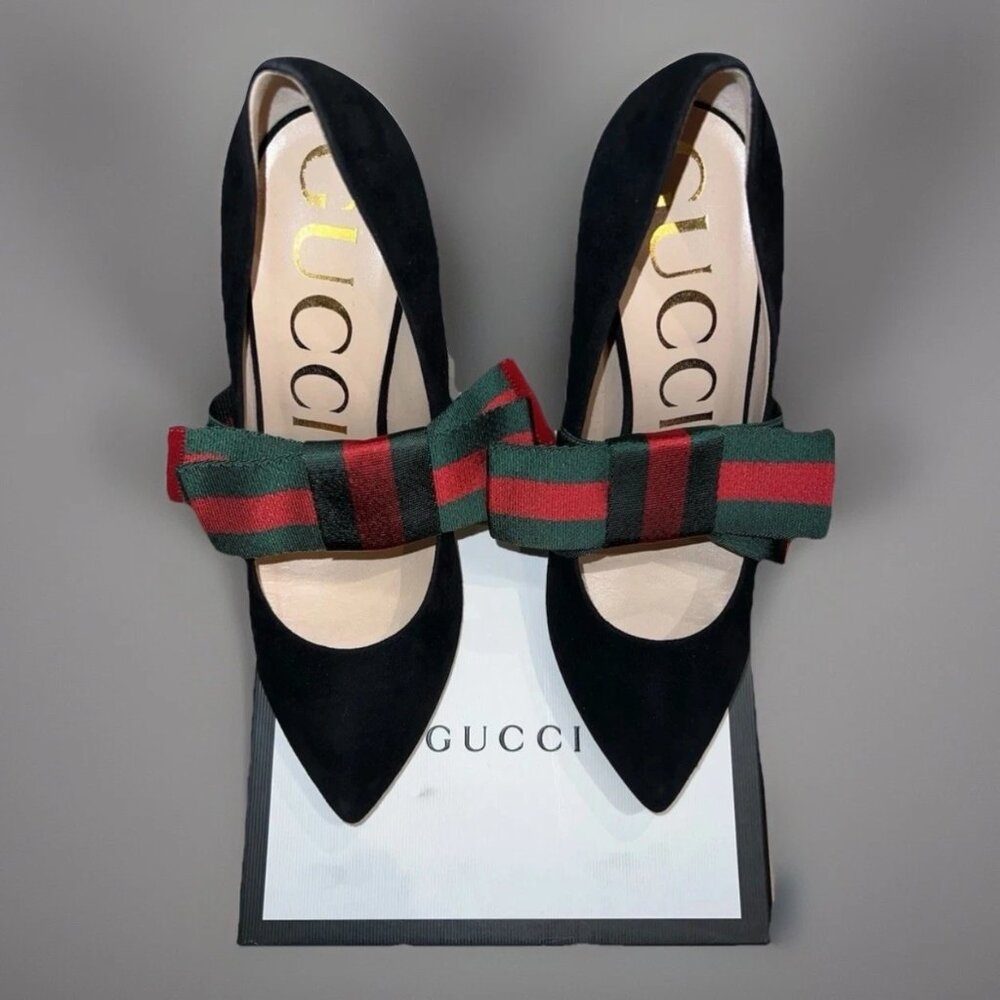 ⭐ Gucci Sylvie Black Suede Pumps w/ Removable Green-Red Bows – Size 7.5 / 38 IT